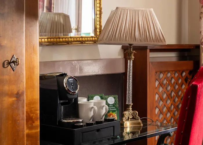 Hotel Des Marronniers Parigi